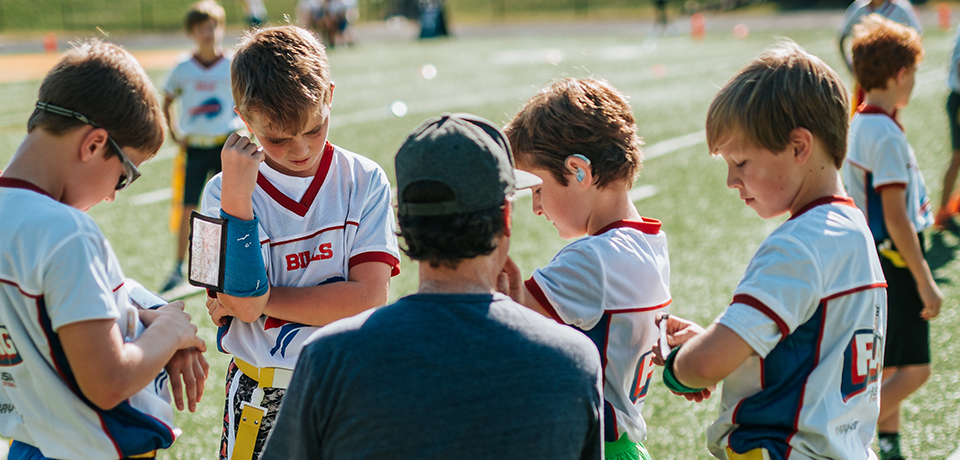 HUDDLE UP!